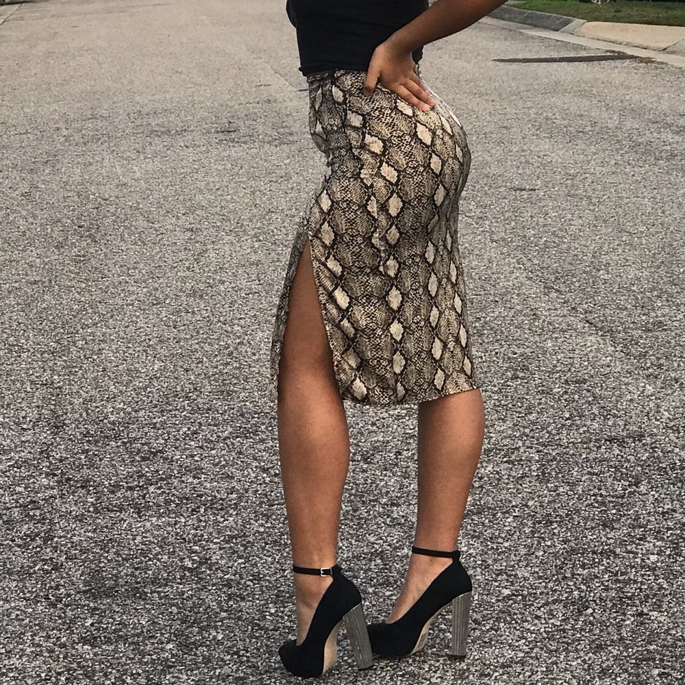 Snake print skirt